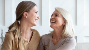 Мать и подросток вместе